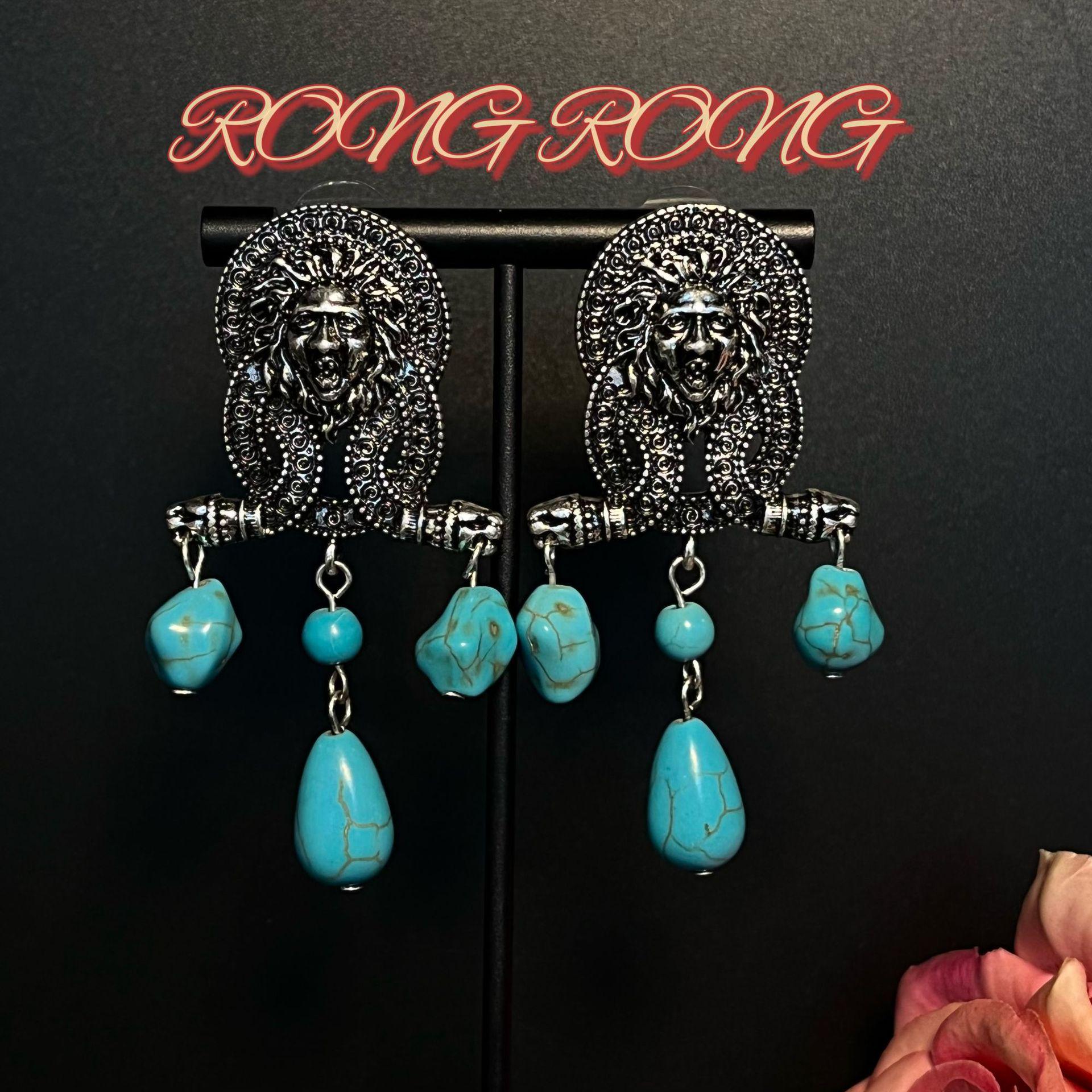 

Серьги-подвески «Древнеегипетский сфинкс» с бирюзой - Преувеличенный этнический стиль серебряный