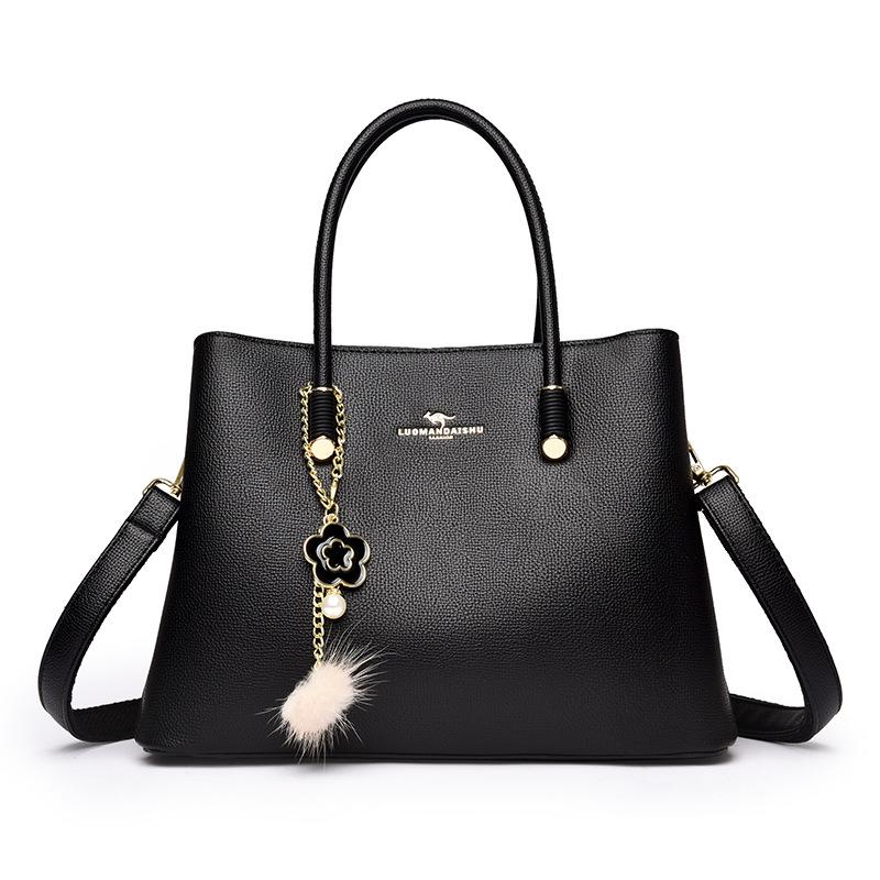 This Large-capacity Single-shoulder Crossbody Bag Is A Versatile, Elegant and Fashionable Handbag for Women