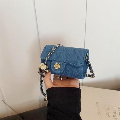 Mini Borsa a Catena da Donna - Moda Coreana Autunno/Inverno 2025, Borsa a Spalla Sottobraccio con Trapuntatura a Rombo
