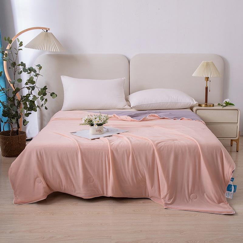 Summer Quilt: Rapid - Drying Material, Great for Summer Campers, College Students & Hot - Weather Sleepers