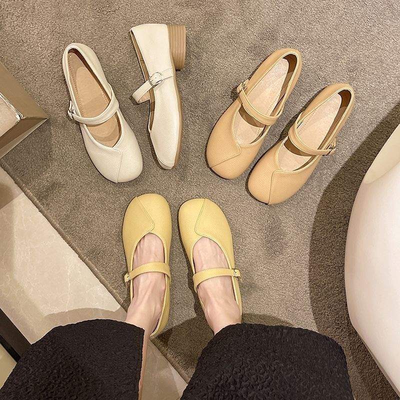 Mary Soft Leather Evening Wind Rare Shoes Gentle Soft Sole Single Shoes French 2025 Leather Shoes Flat Sole Word New Grandma Shoes