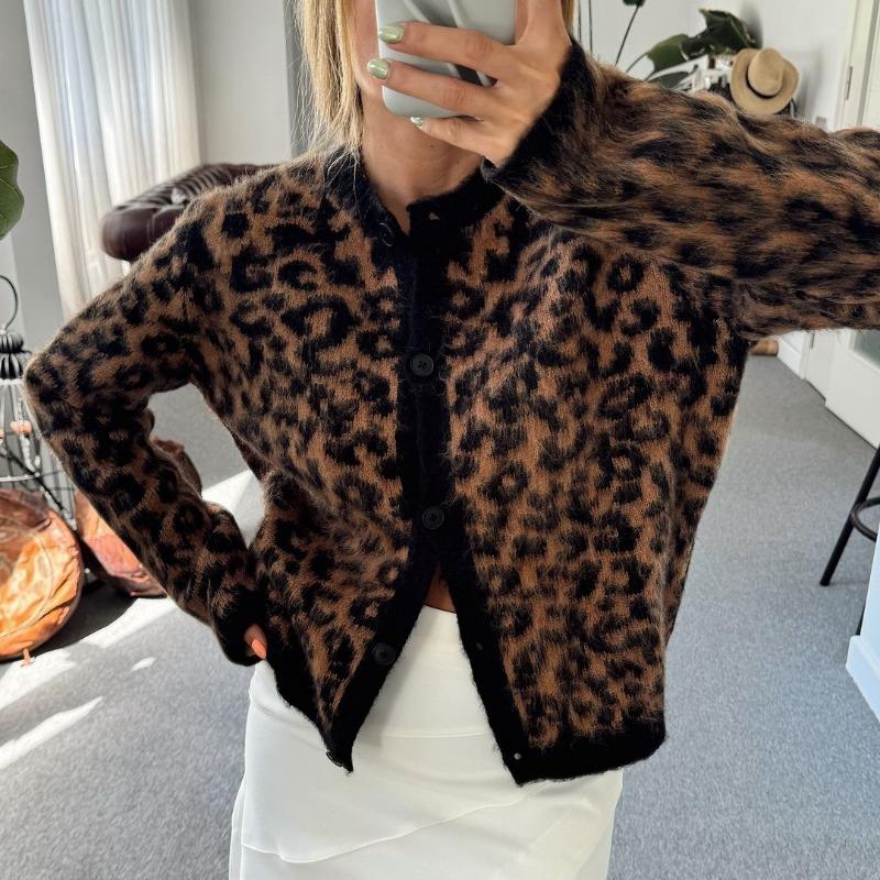 Leopard Print Knit Cardigan Women's Loose O-Neck Long Sleeve Casual Color Block Sweater Fashion Button Cardigan Top Y2k