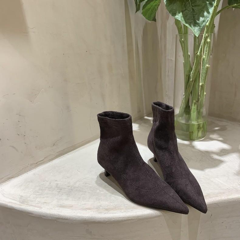 

2024 autumn and winter pointed thin heel elastic boots Internet celebrity thin boots medium boots matte high heel velvet commuter short boots women 39 коричневий