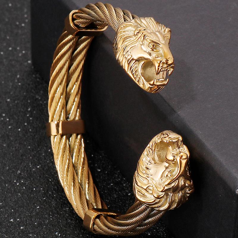 Gotisch Goldfarbe Edelstahl Wolf Löwenkopf Offener Armreif Manschettenarmband für Mann Herren Männlich am Handgelenk Schmuck Zubehör