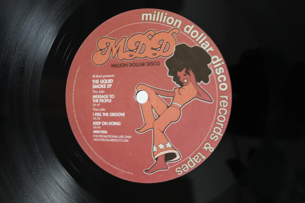 

12inch Record AL KENT Liquid Smoke EP MDD1006 MILLION DOLLAR 2011 UK Dance Electronica Used