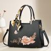 High-grade Fashion Embroidery Womens Crossbody Bags 2025 New Atmospheric Large Capacity Ladies Handbag Wedding Shoulder Bags