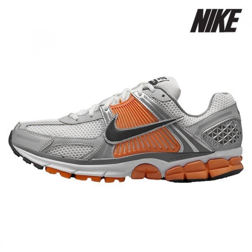 

Nike Скидка Nike SneakerS A7 Fj4151 002 Zoom Vomero 5 MS Men S Zoom Bomero 5 250