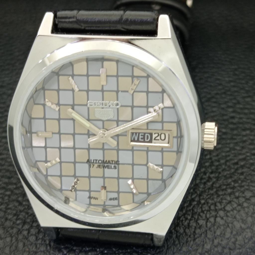 REFURBISHED SEIKO 5 AUTOMATIC MENS WATCH JAPAN MADE GREY DIAL CUSTOM a440042-2 QV90-a440042