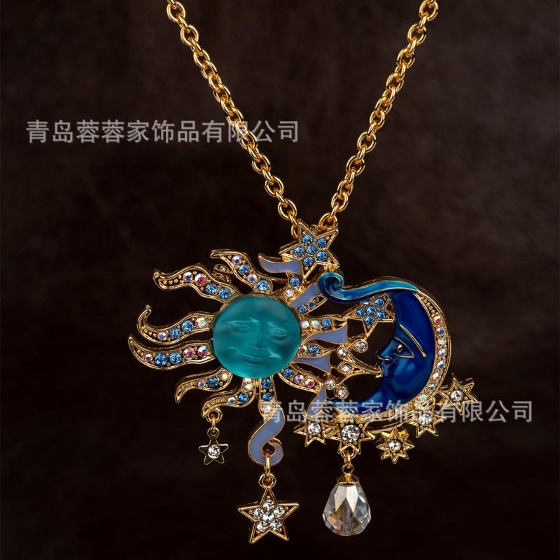 Vintage European Middle Ages Sun Moon Necklace Pendant Alloy Chain Retro Jewelry Women
