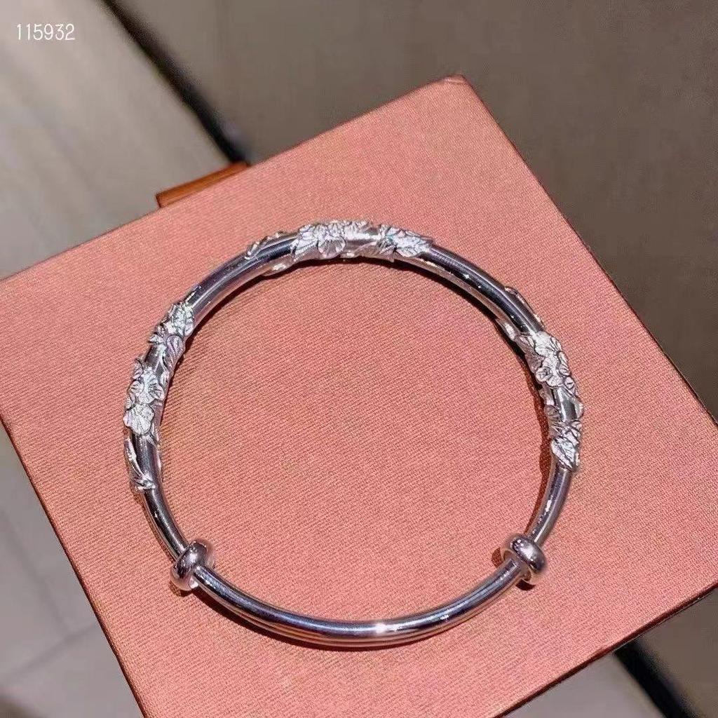 Versilbertes Armreif mit floraler Textur für Damen - Junger Stil & Temperament