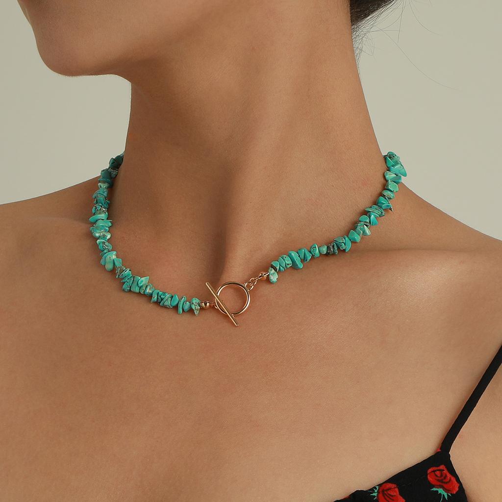 Large Special-shaped Pearl OT Buckle Necklace Femininity Simple Green Turquoise Necklace