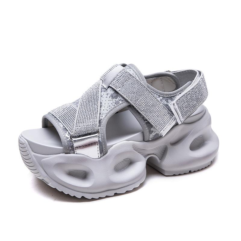 Módní GKTINOO Mikrovláknová kůže Letní Bling Smíšené barvy Módní Peep Toe Dutá platforma Klíny Robustní tenisky Dámské pohodlné boty