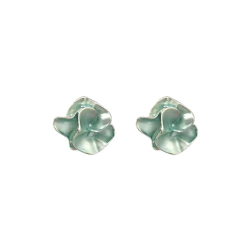 Exquisite Luxury Camellia Stud Earrings: Elegant, Stylish, and On-Trend