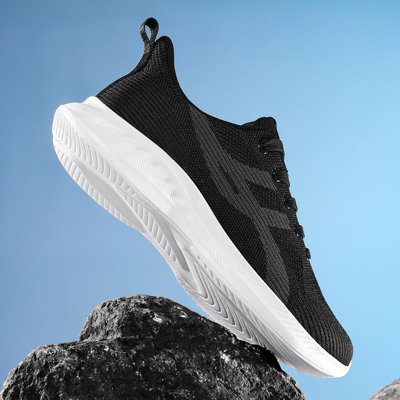 Ultra-light Soft-soled Fly-woven Mesh Breathable Mesh Shoes Men's Sports Shoes Are Comfortable and Trendy Versatile Casual Men's Shoes
