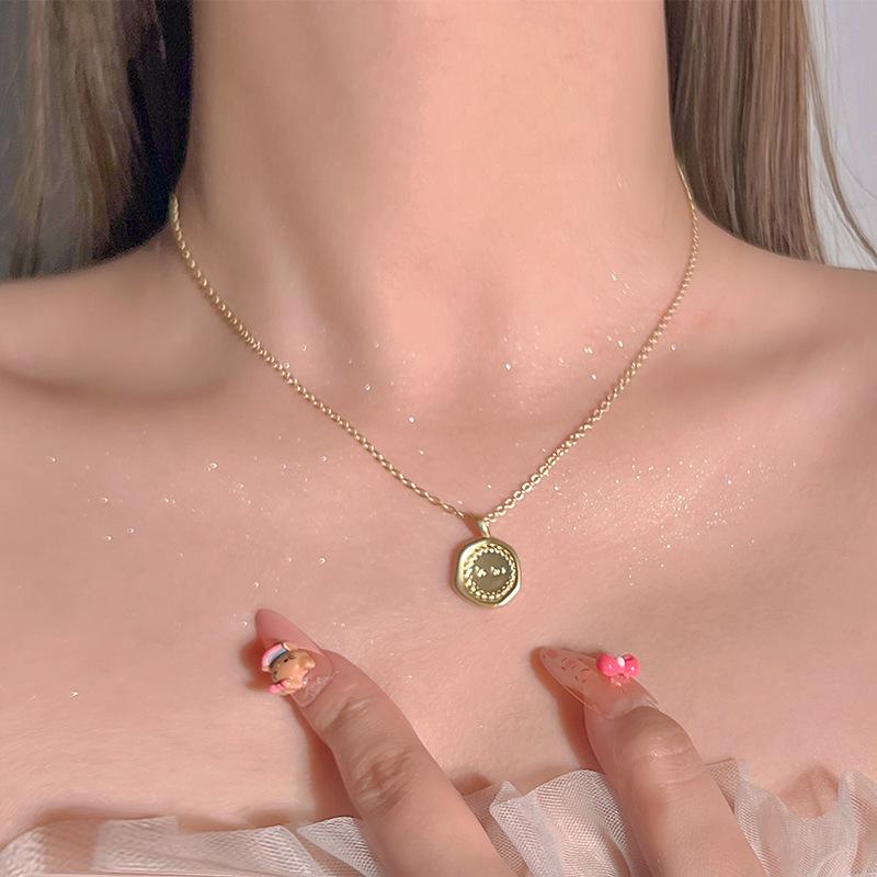 Simple Temperament Golden Beanie Necklace Female