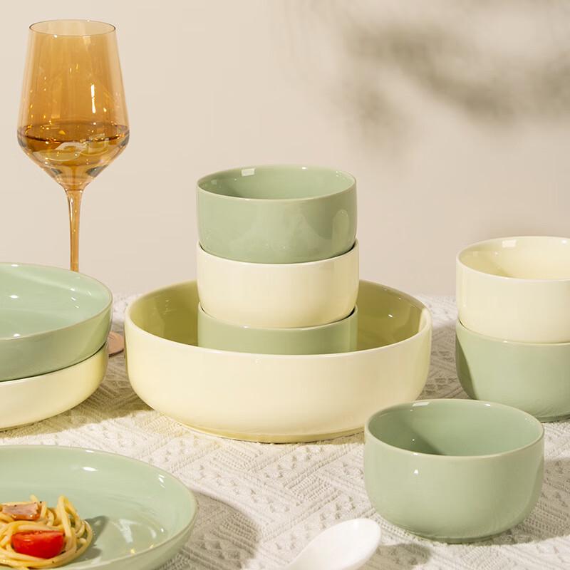 Gobos Cream Style Ceramic Dinnerware Set