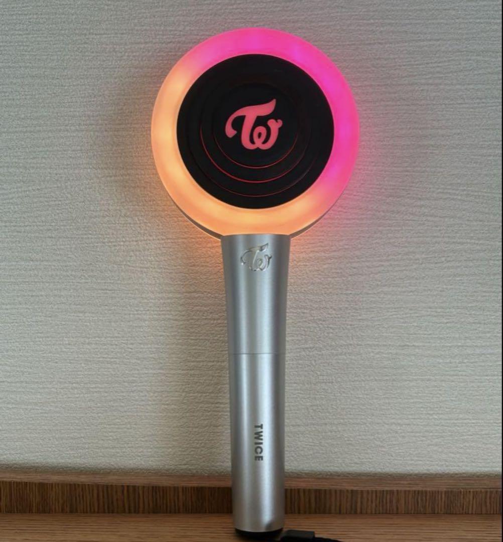

[USED] TWICE CANDYBONGZ penlight