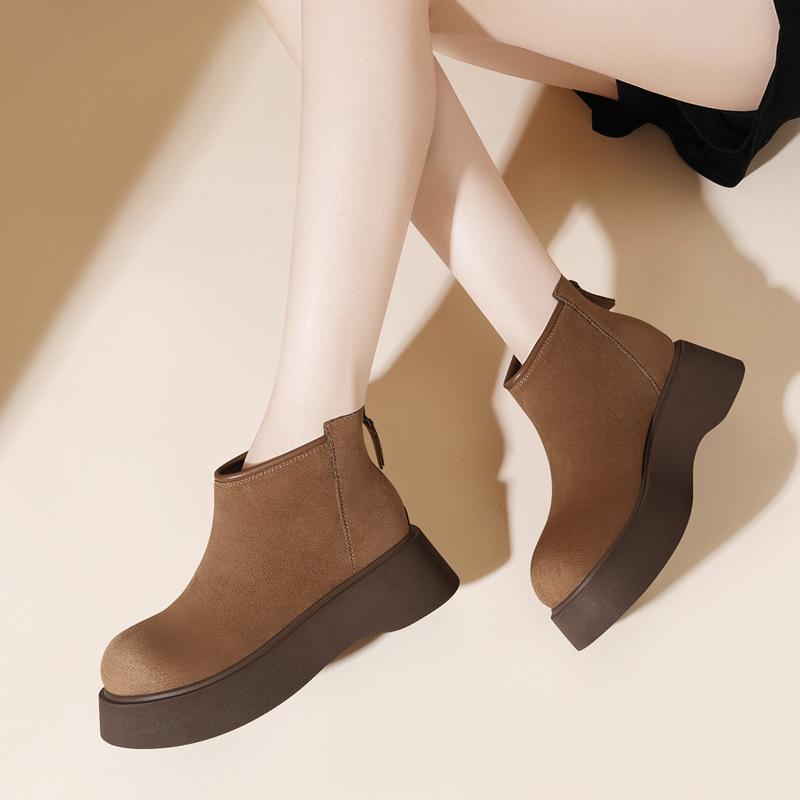 Fashion Matte Soft Leather Short Boots Women's Autumn and Winter New Naked Boots Versatile Fashion Thick-soled Martin Short Boots