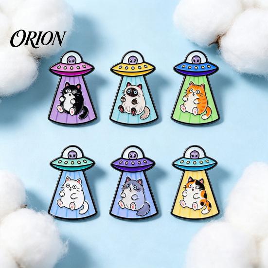 Cat Shaped Brooch Enamel UFO Metal Brooch, Aliens Ship Kitten Badge Pin, Clothing Bag Scarves Hat Accessories for Men Women Lapel Pin