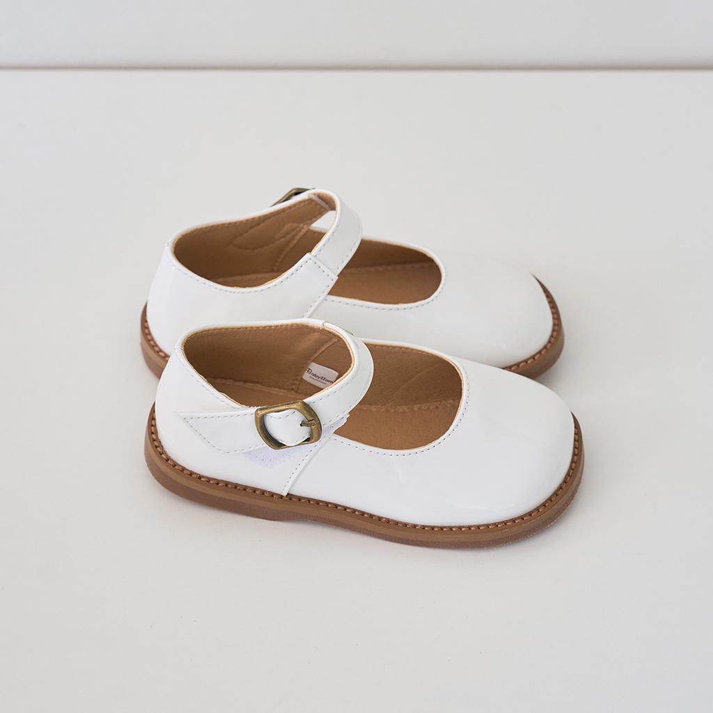 [BABYZZAM] Unisex enamel flat white, A026, 7000026535, Popular Korean Shoes
