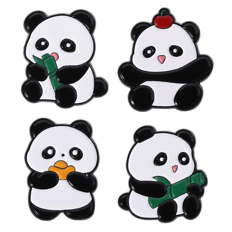 Söt Panda som äter Bambu Emaljpins Tecknad Rolig Djur Broscher Knapp till Krage Ryggsäck Smycken Gåvor För Barn Vänner