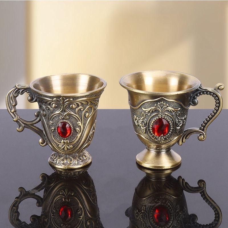 Light Luxury Engraved Bronze Wine Goblet – Vintage High Foot White Wine Glass for Home, Party & Bar