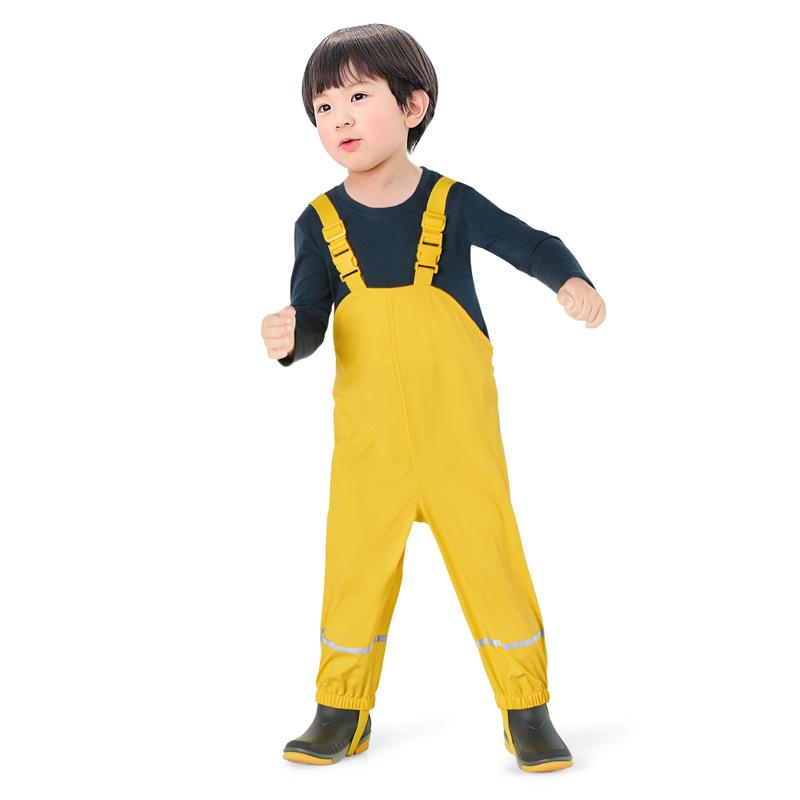 

Waterproof Children s One-Piece Rain Bibs - For Boys and Girls, Kindergarten to Elementary 110/116 cm жовтий