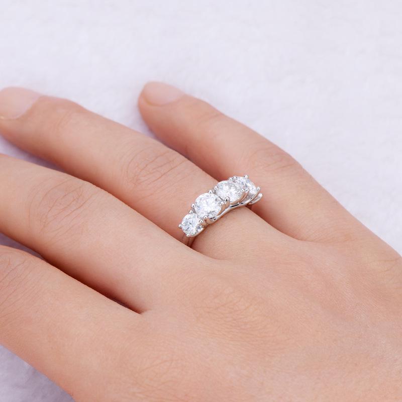 Anillo de Moissanita Color D para Mujer: Elegante Plata de Ley 925, Diseño Versátil de Alta Gama
