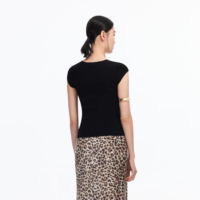 VEROMODA Women's Lyocell Blend Slim-Fit Knit Top