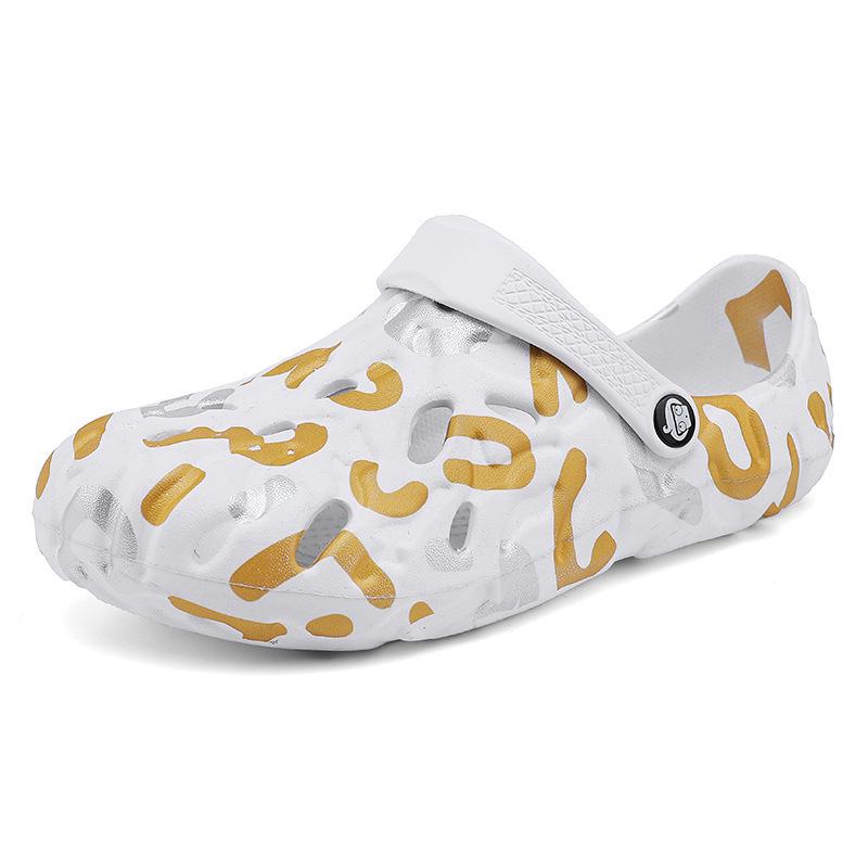 Men's Lightweight Breathable Sandals with Soft Sole for Outdoor Beach Wear