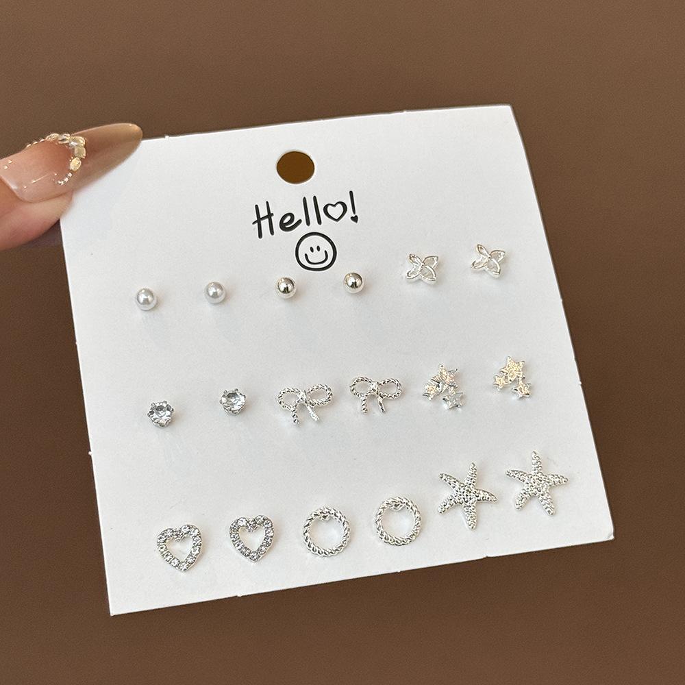 Korean Version of Niche One-week Stud Earrings Set Ins Cute and Small Alloy Electroplating Temperament Point Diamond Earrings