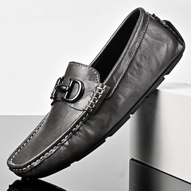 Fashion Classic Flats Luxury Brand Men Wedding Shoes Male Comfortable Loafers Men Slip-on Casual Shoes New Men Driving Shoes Moccasins