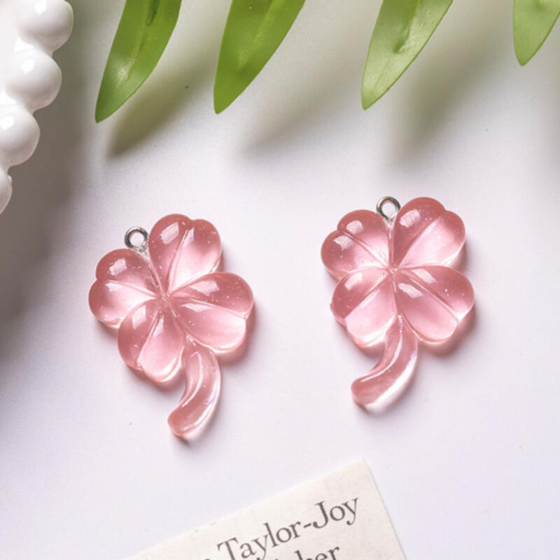 Four-leaf Clover Keychain Making Supplies and Good Luck