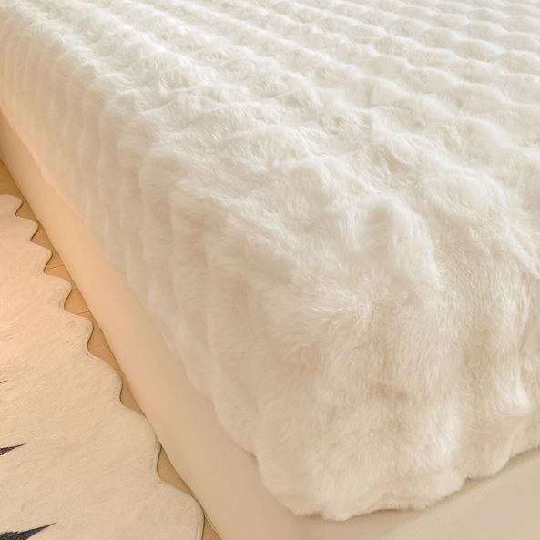 Class A Bubble Fleece Solid Color Fitted Sheet Thickened Mattress Protector Cover Fleece Bed Sheet Single Piece