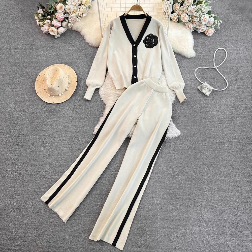 Set de modă: Cardigan tricotat cu mâneci lungi, culoare contrastantă, decolteu în V, set din două piese, talie înaltă, pantaloni cu picior drept, picior larg