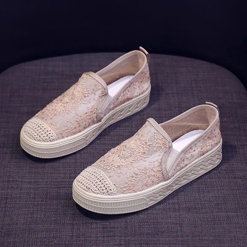 Fashion Korean Designer Luxury Flat Slip On Shoes for Women Trends 2025 Deals Offers High Quality Casual Cheap New Woman Footwear Sale