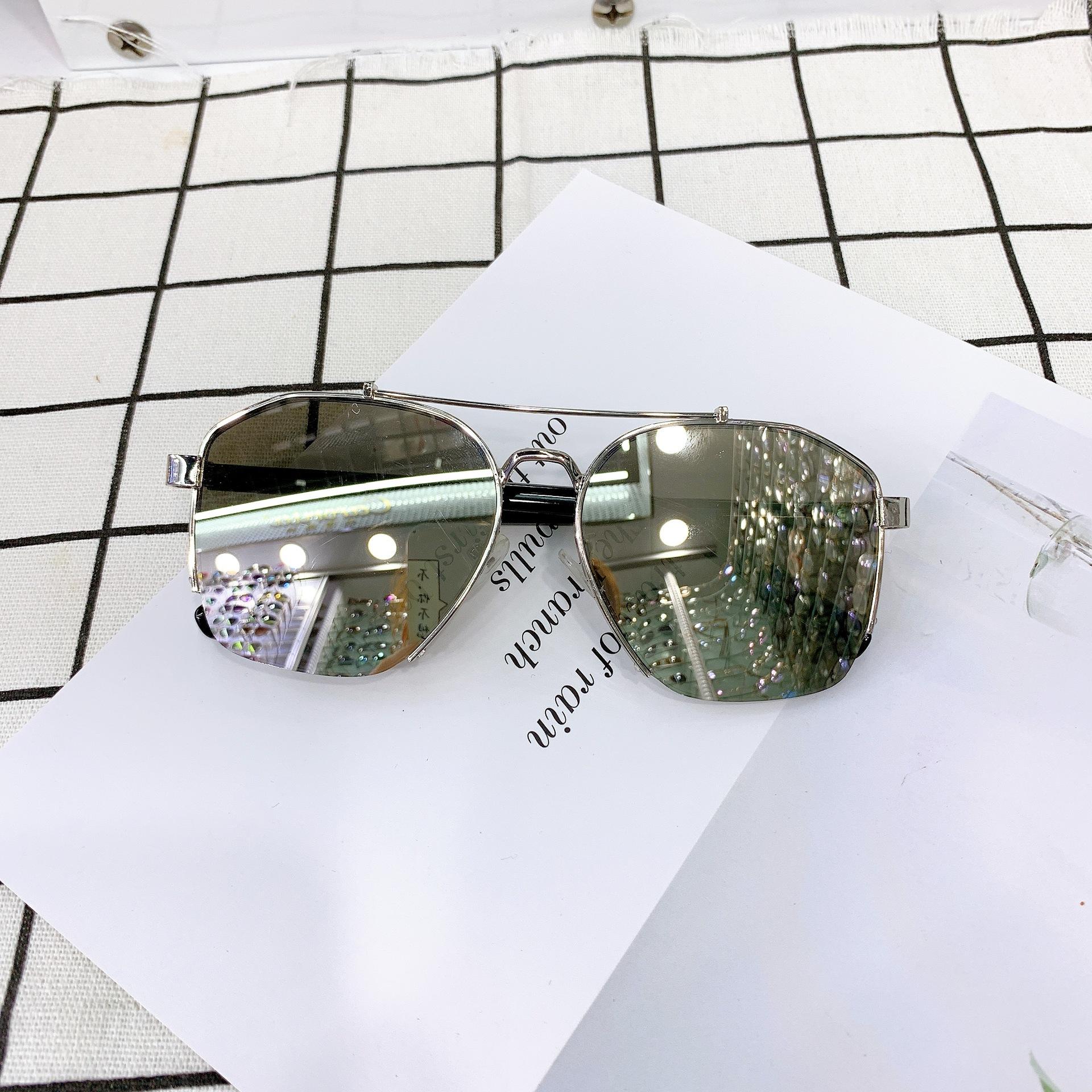 

New Children s Men And Women Comfortable UV400 Sunglasses Anti-UV Square Frame Decorative Glasses