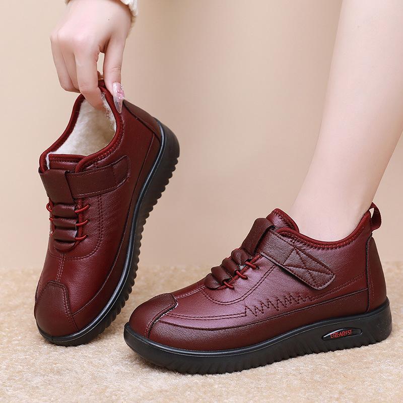 New old Beijing winter cotton boots non-slip comfortable cotton shoes velvet warm middle-aged and elderly snow boots
