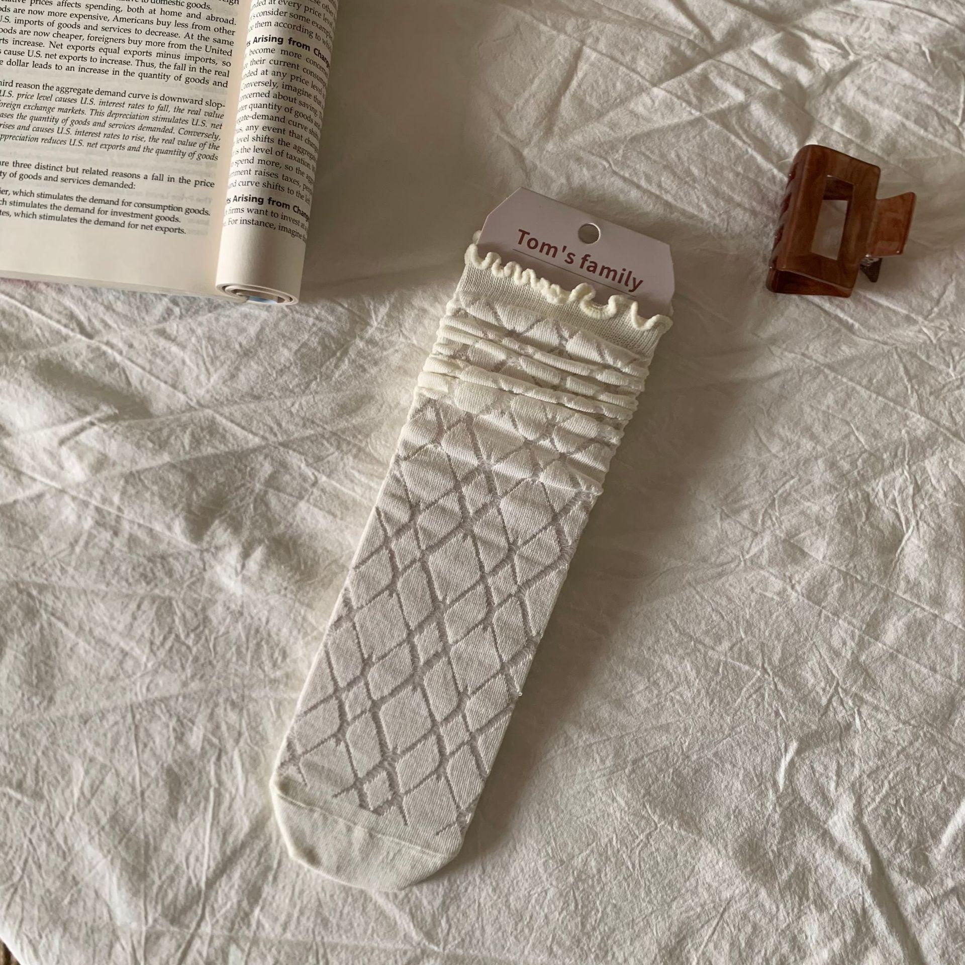 

Thin Fungus Edge Stacking Socks Mesh Breathable Boneless Lace Socks Medium Tube Socks Hollow Love Polka Dot Cotton Socks One size fits all