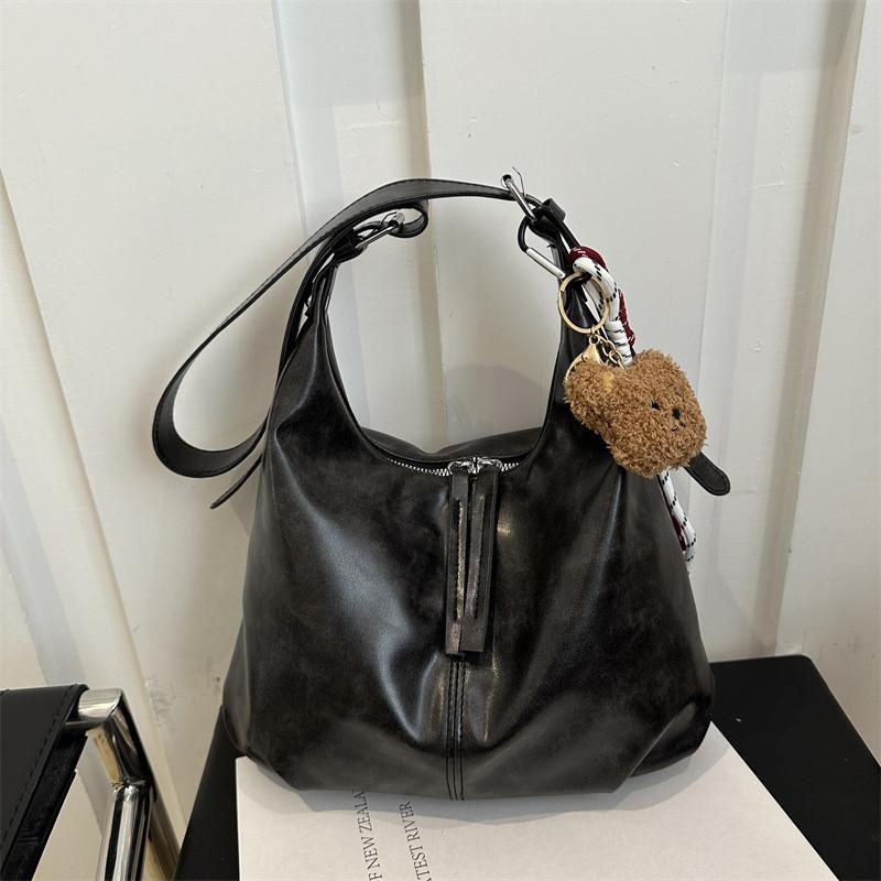 Stylish Melard Medium Size Tote Bag For Women Ideal For Commuting Everyday