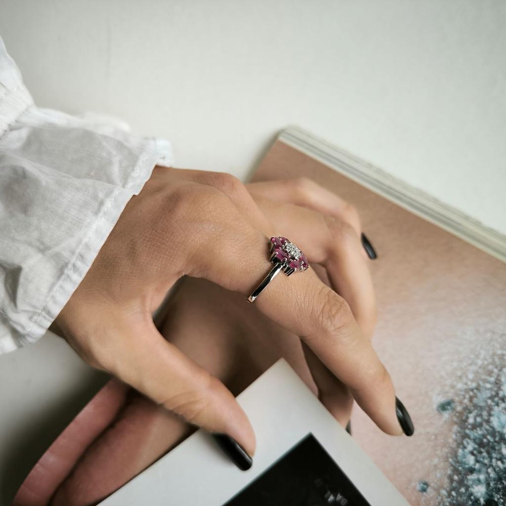 Серебряное кольцо с натуральным рубином 2.043ct, вес изделия 3,75 гр (2187882)