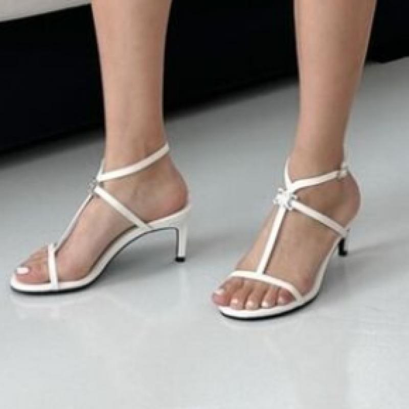 New ArrivalS Open Run Women S faShion SAndalS WiTh DecoraTive STrapS And Cubic T