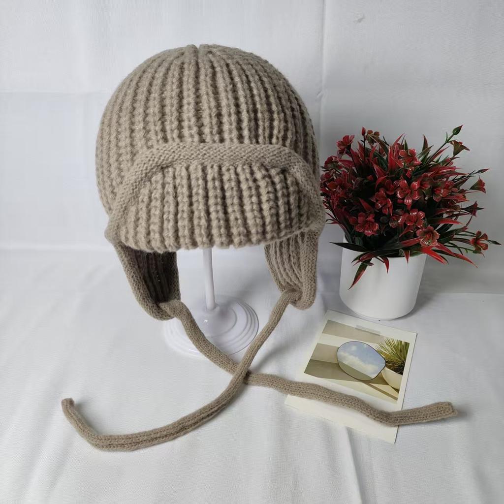 Handmade knitted wool hat Children's autumn and winter warm ear protection headgear strap Lei Feng hat