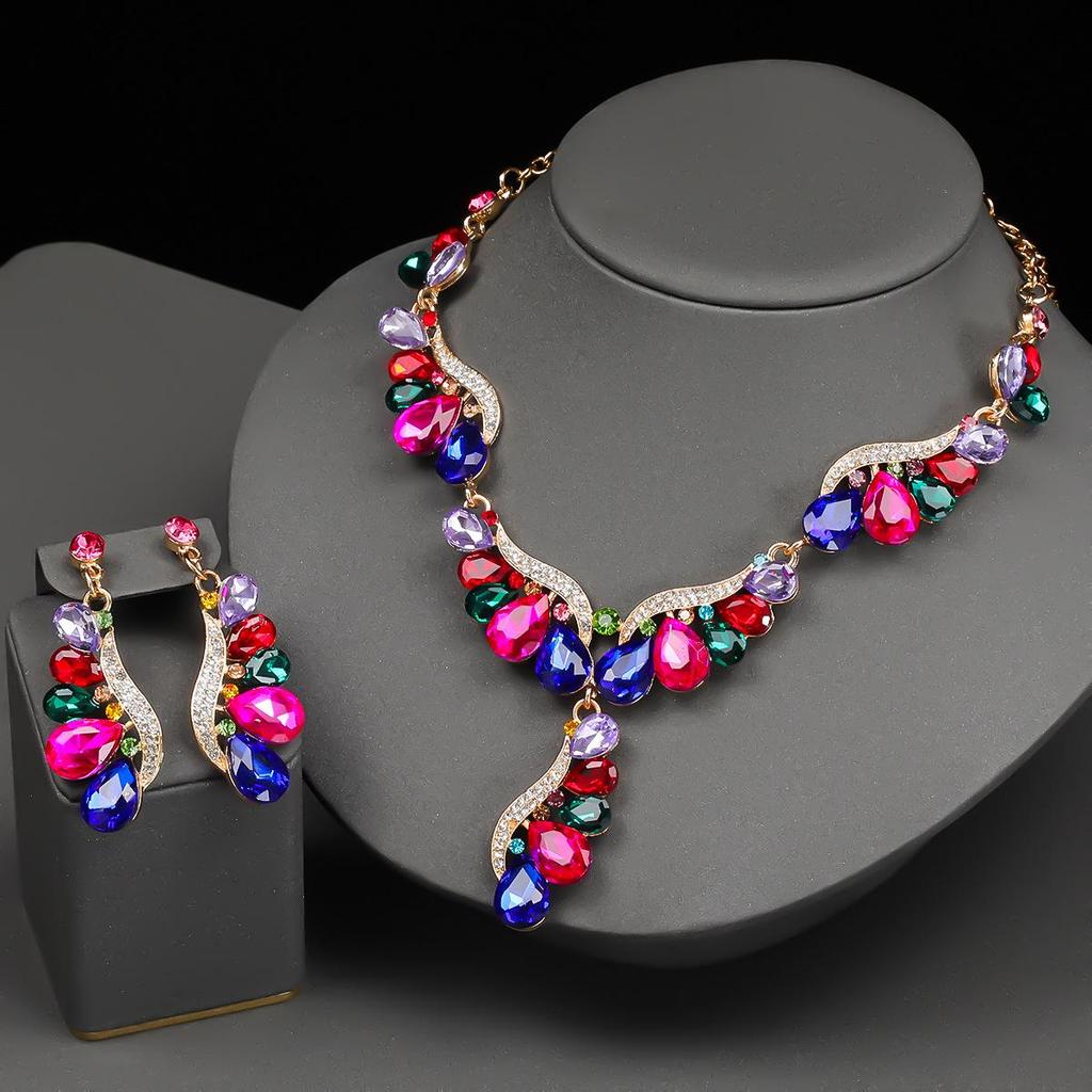 Luxury European & American Teardrop Gemstone Jewelry Set: Necklace and Earrings for Evening Banquets