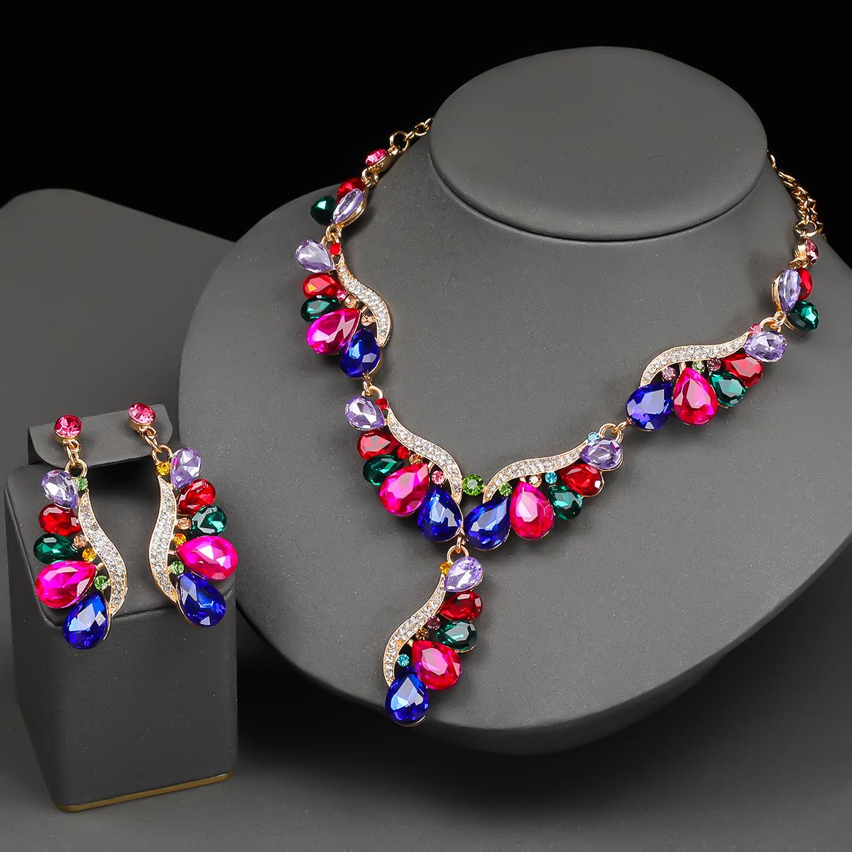 

Розкішний європейський та американський ювелірний набір з дорогоцінними каменями у формі краплі: Намисто та Сережки для Вечірніх Банкетів