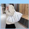 Modische Kreative Masken-Design Handtasche Mit Großzügigem Fassungsvermögen Für Trendbewusste Shopper