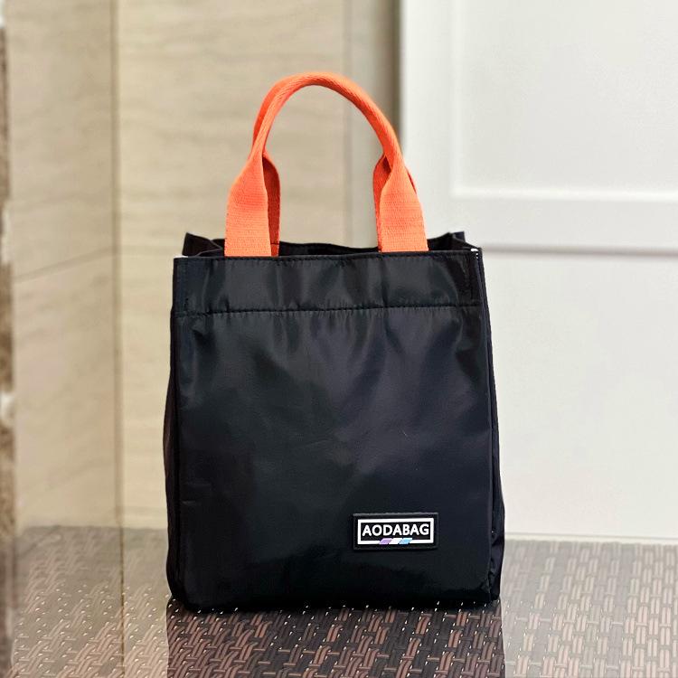 Geantă de mână izolată coreeană cu blocuri de culoare pentru prânz pentru femei