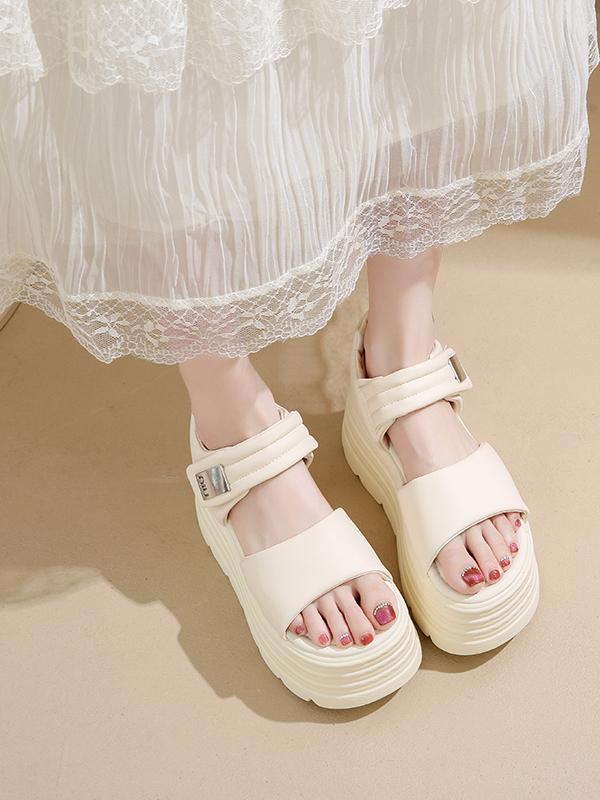 Fashion 2025 Sandals Clogs Wedge Retro Woman Shoes Muffins Shoe Increasing Height Summer Heels New Outside Platform Original Flat Girls