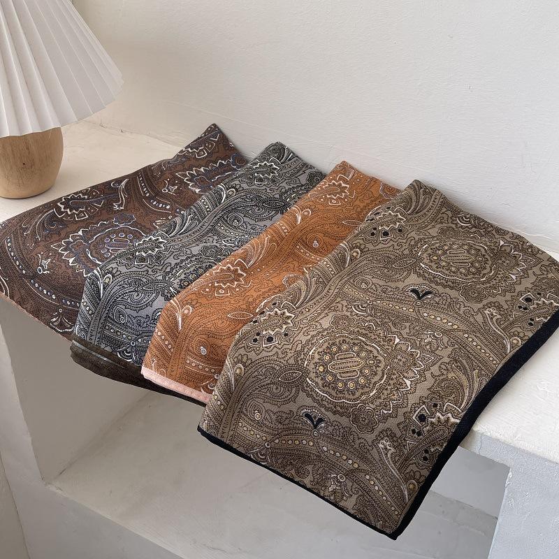 Paisley Silk Scarf for Women In Spring and Summer Classical Long Scarf Warm Decorative Scarf