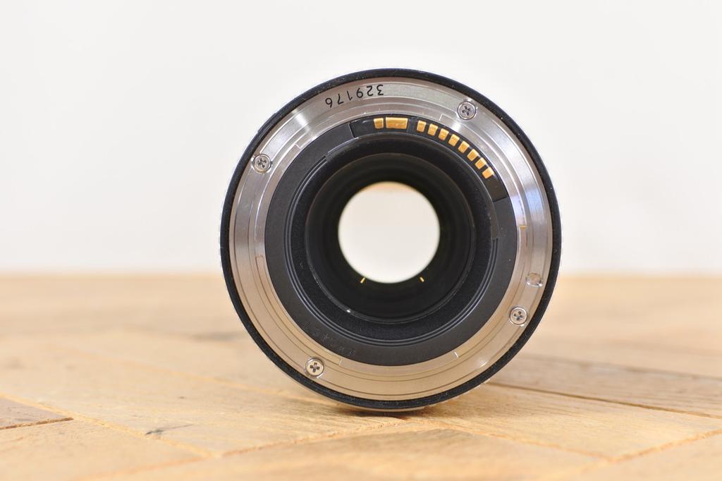 Canon EF 70-200mm f/4 L IS USM Lens with Hood/Caps from Japan
